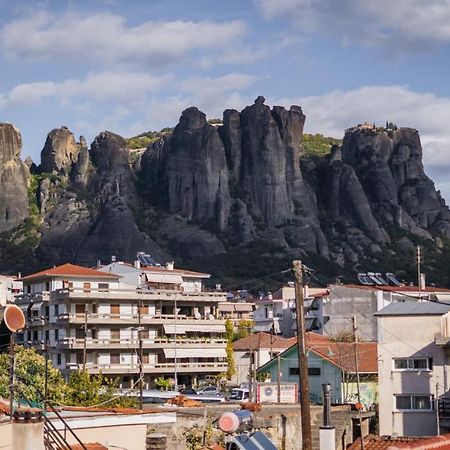 Andromachis Moneto Residence Under Meteora Kalambaka Exterior photo