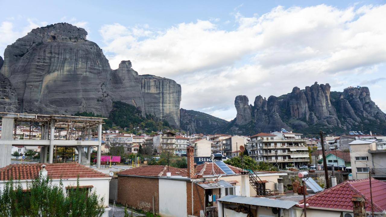 Andromachis Moneto Residence Under Meteora Kalambaka Exterior photo