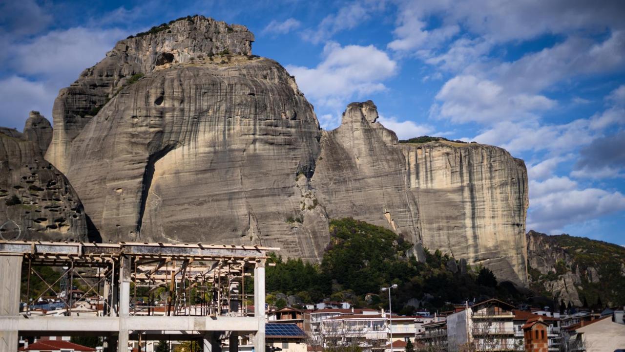 Andromachis Moneto Residence Under Meteora Kalambaka Exterior photo